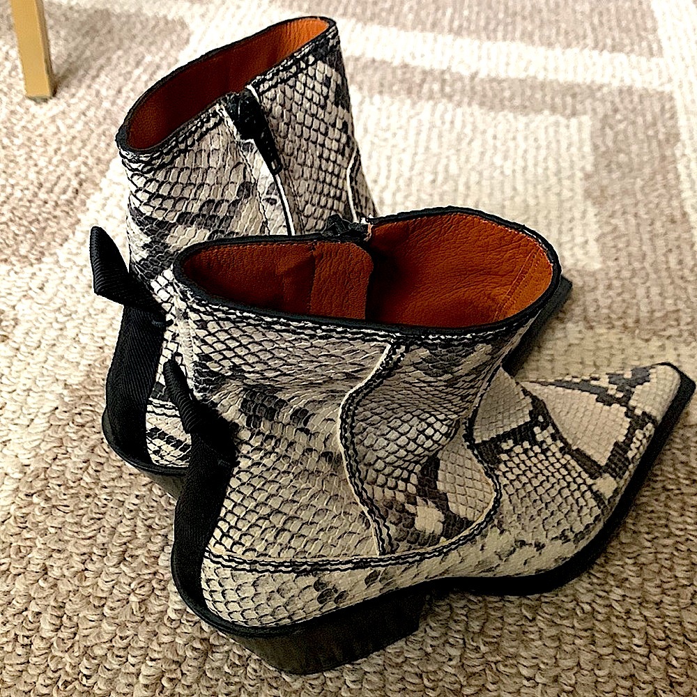 JOSEPH Rodeo Ankle Boots - Picture 11 of 13
